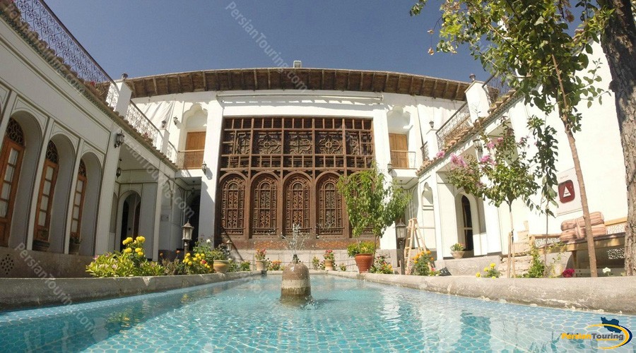 Atigh-Traditional-Hotel-Isfahan-15