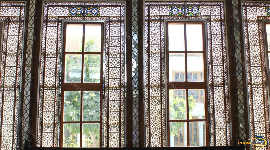 Atigh-Traditional-Hotel-Isfahan-23