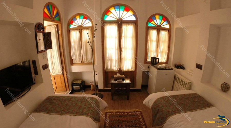 Atigh-Traditional-Hotel-Isfahan-24