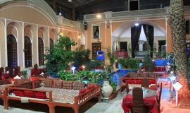 adib-al-mamalek-hotel-yazd-yard–1