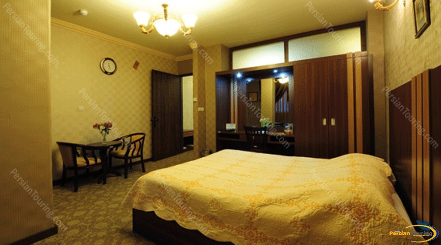 aseman-hotel-isfahan-double-room