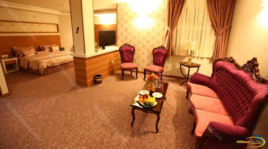 avin-hotel-isfahan-double-room-3