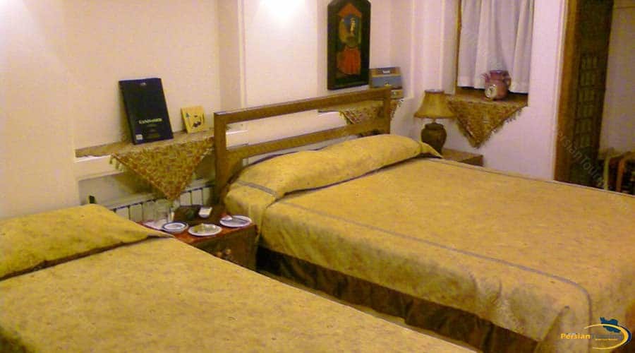 fahadan-museum-hotel-yazd-triple-room-1