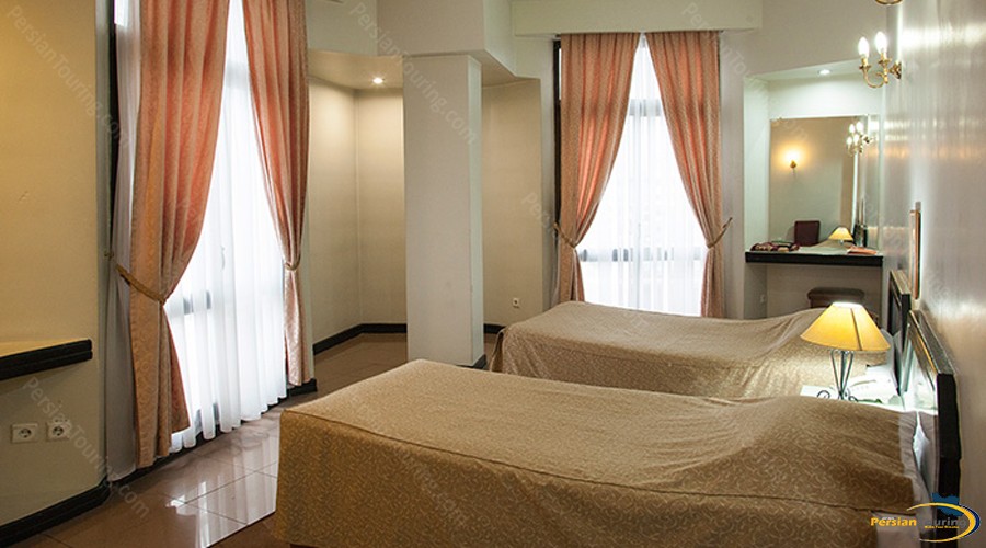 grand-hotel-tehran-twin-room-2