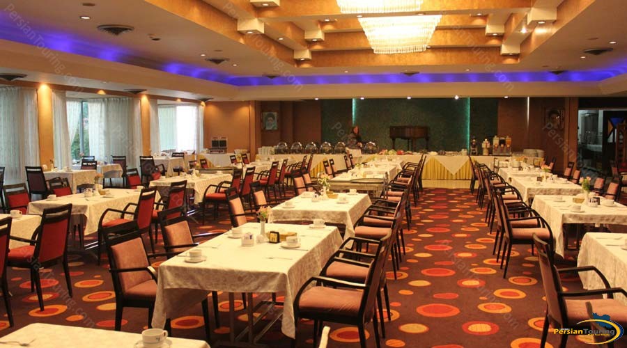 homa-hotel-shiraz-restaurant-1