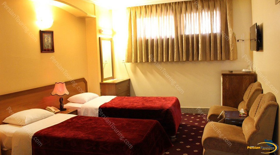 melal-hotel-isfahan-double-room