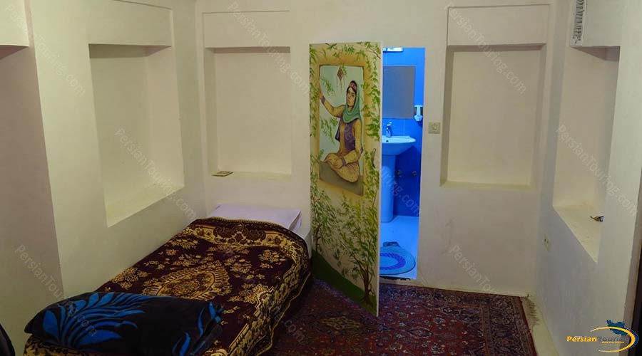 negin-traditional-hotel-kashan-single-room-3