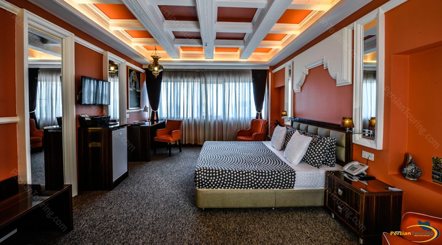 niloo-hotel-tehran-guest-room-2