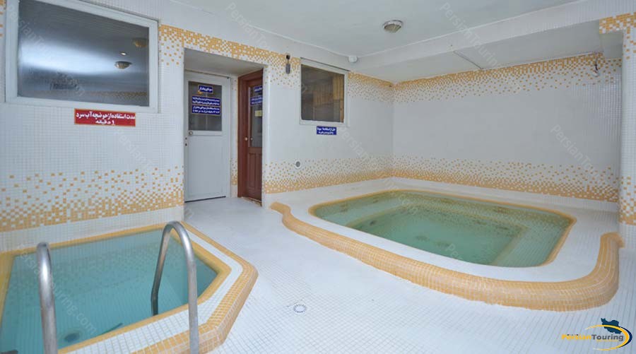 park-saadi-hotel-shiraz-pool-1