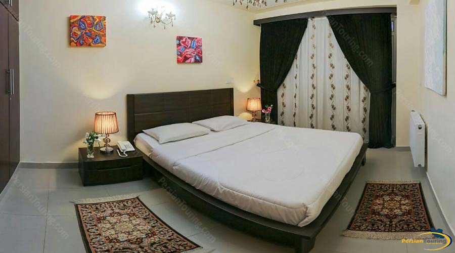 rose-reyhan-hotel-shiraz-double-room-1