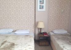 zanbagh-hotel-yazd-triple-room-1