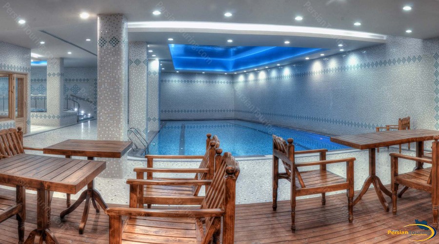 zandiyeh-hotel-shiraz-pool