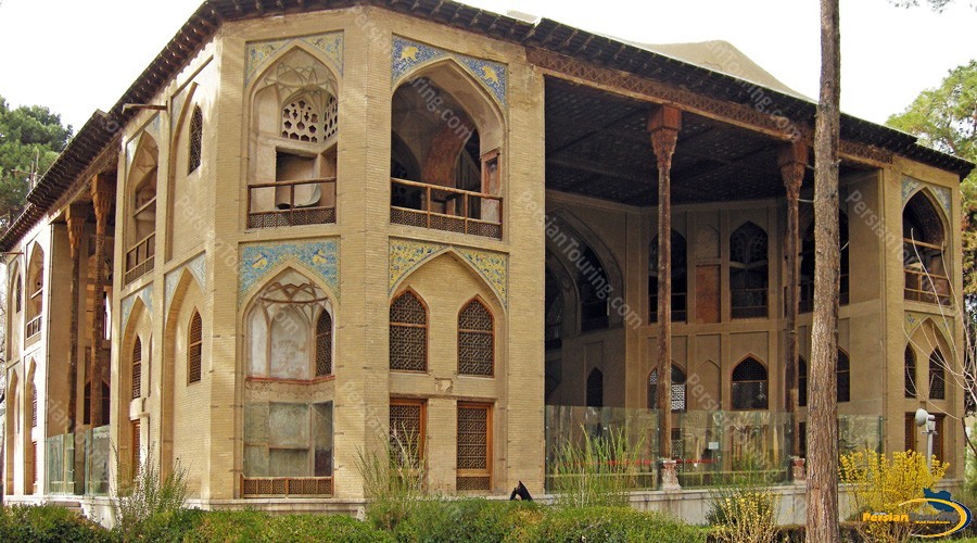hasht-behesht-palace-right-side