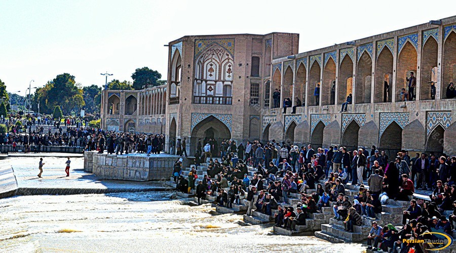 khaju-bridge-isfahan-2
