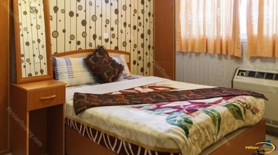 ghasr-hotel-isfahan-double-room-1