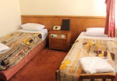 avrin-hotel-tehran-twin-room-1