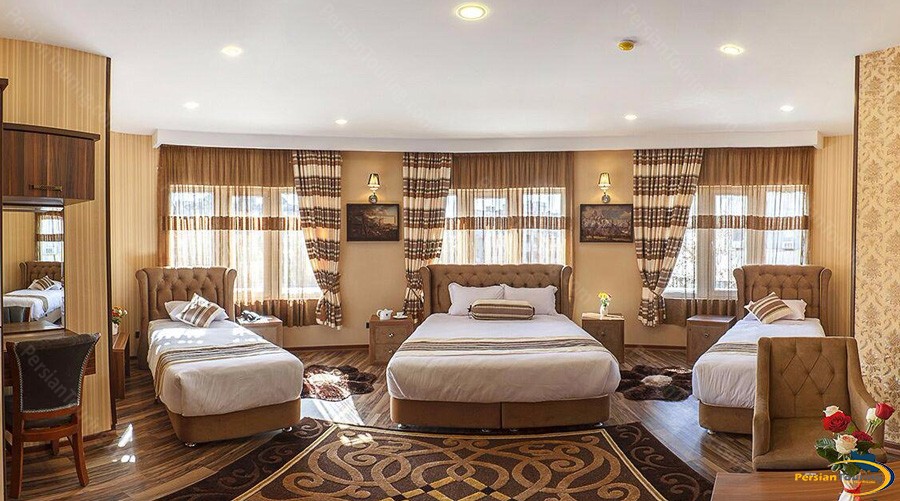bahar-hotel-tehran-quadruple-room-4