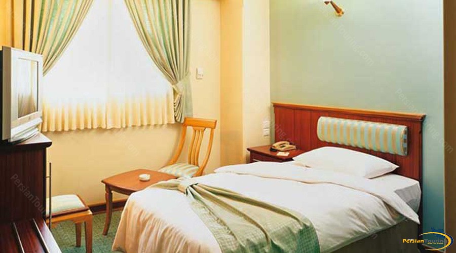 escan-hotel-tehran-single-room-1