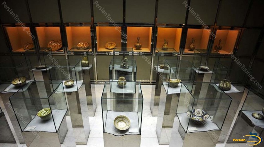glassware-and-ceramic-museum-1