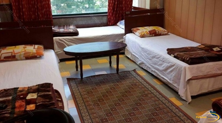 keshavarz-hotel-tehran-twin-room-1