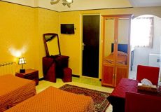 razi-hotel-tehran-twin-room-3