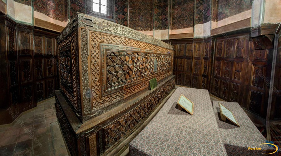 sheikh-safiodin-tomb-2