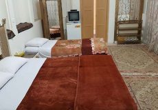traditional-kohan-hotel-yazd-triple-room-2