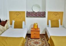 vali-traditional-hotel-yazd-twin-room-1